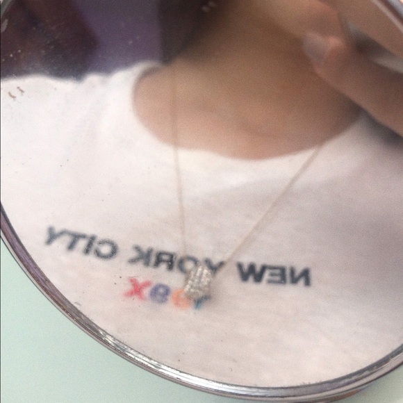 Meet your Posher, Christina - Picture 1 of 1